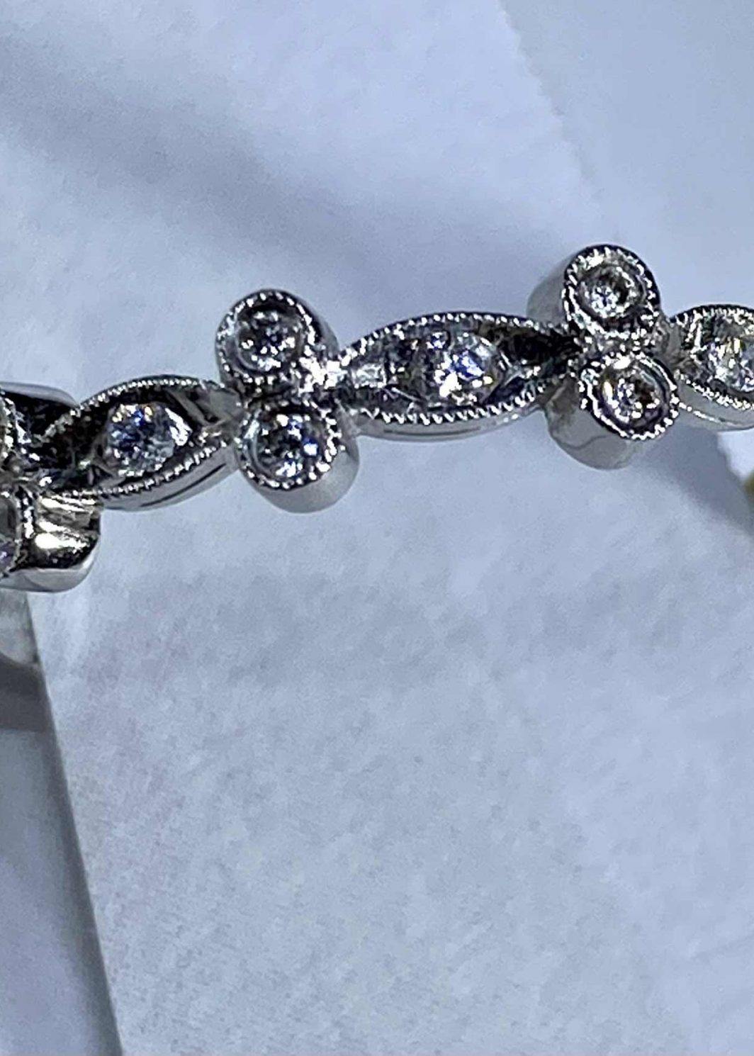 14K White Gold Diamond Band (105-433)